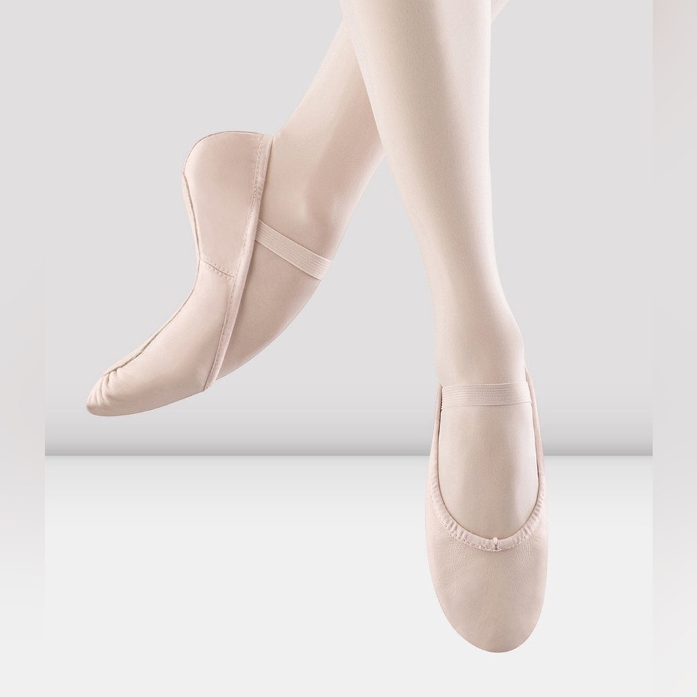 Bloch Ladies Dansoft Leather Full Sole Ballet Shoes Size 3.5C Theatrical Pink